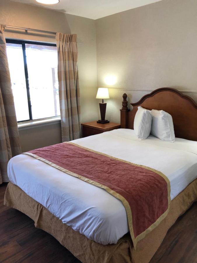 Ocala Cove Motel エクステリア 写真
